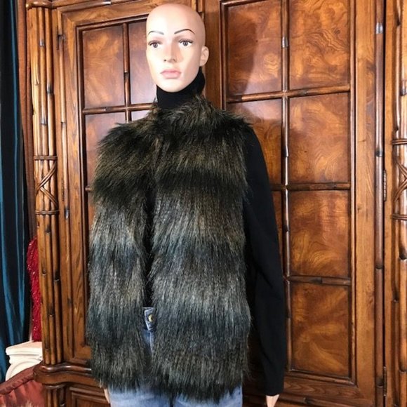 NWOT Jones New York Faux Mongolian Fur Cotton Blend Ribbed Knit Back Vest - Picture 2 of 11